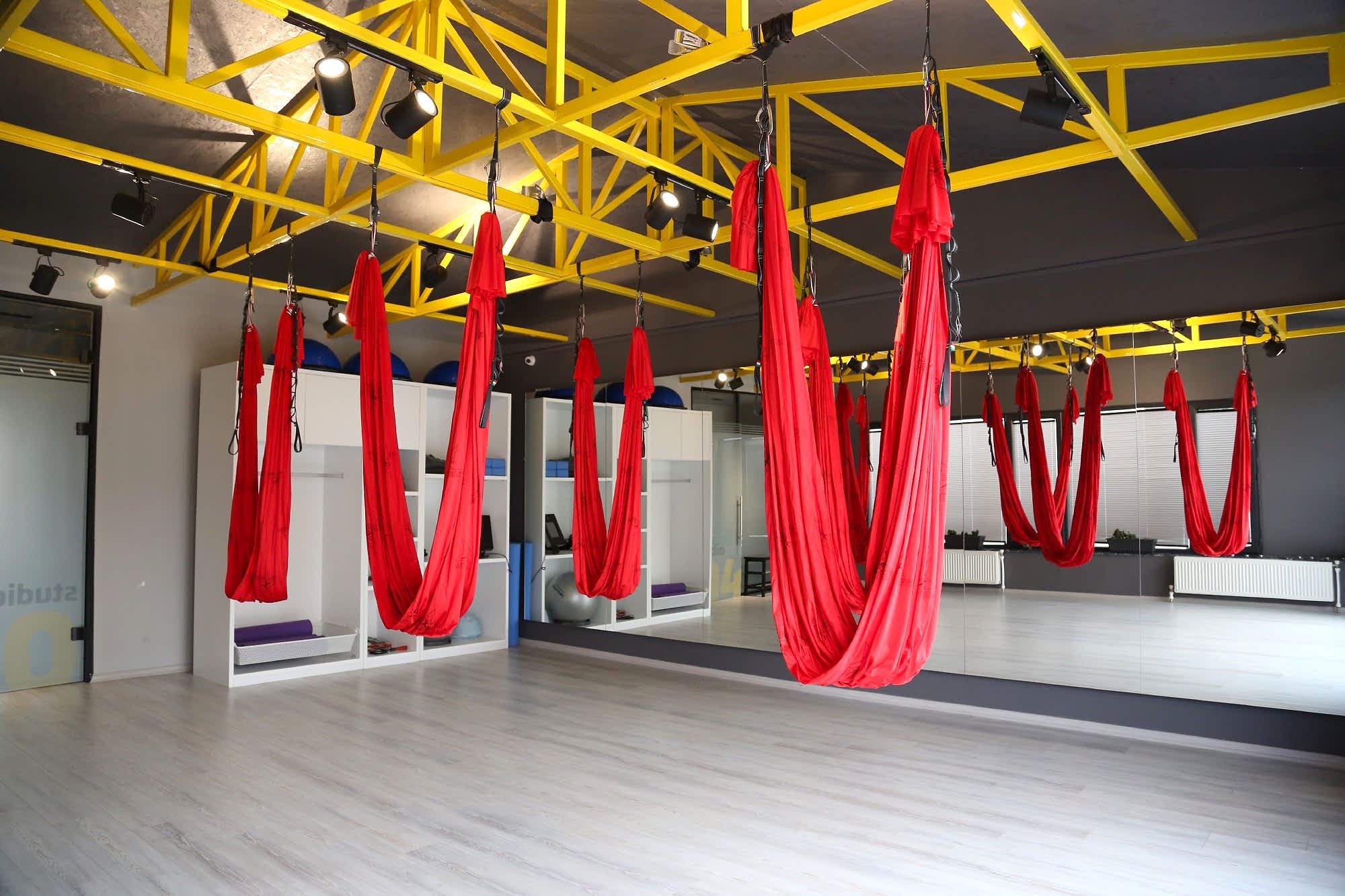 Antigravity Yoga